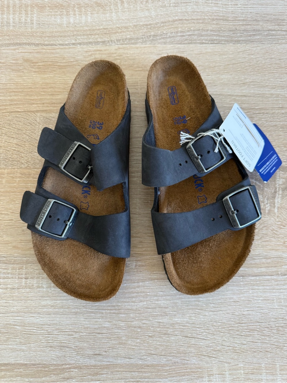 Birkenstock Arizona Soft Footbed Black Oiled Leather Sandal Women's  SZ 39/8 NEW